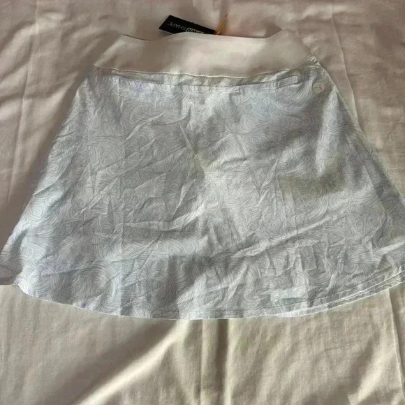 New Puma Golf Power Shape White Floral Skort Size Small Tall Golf Tennis Pockets - Picture 7 of 7